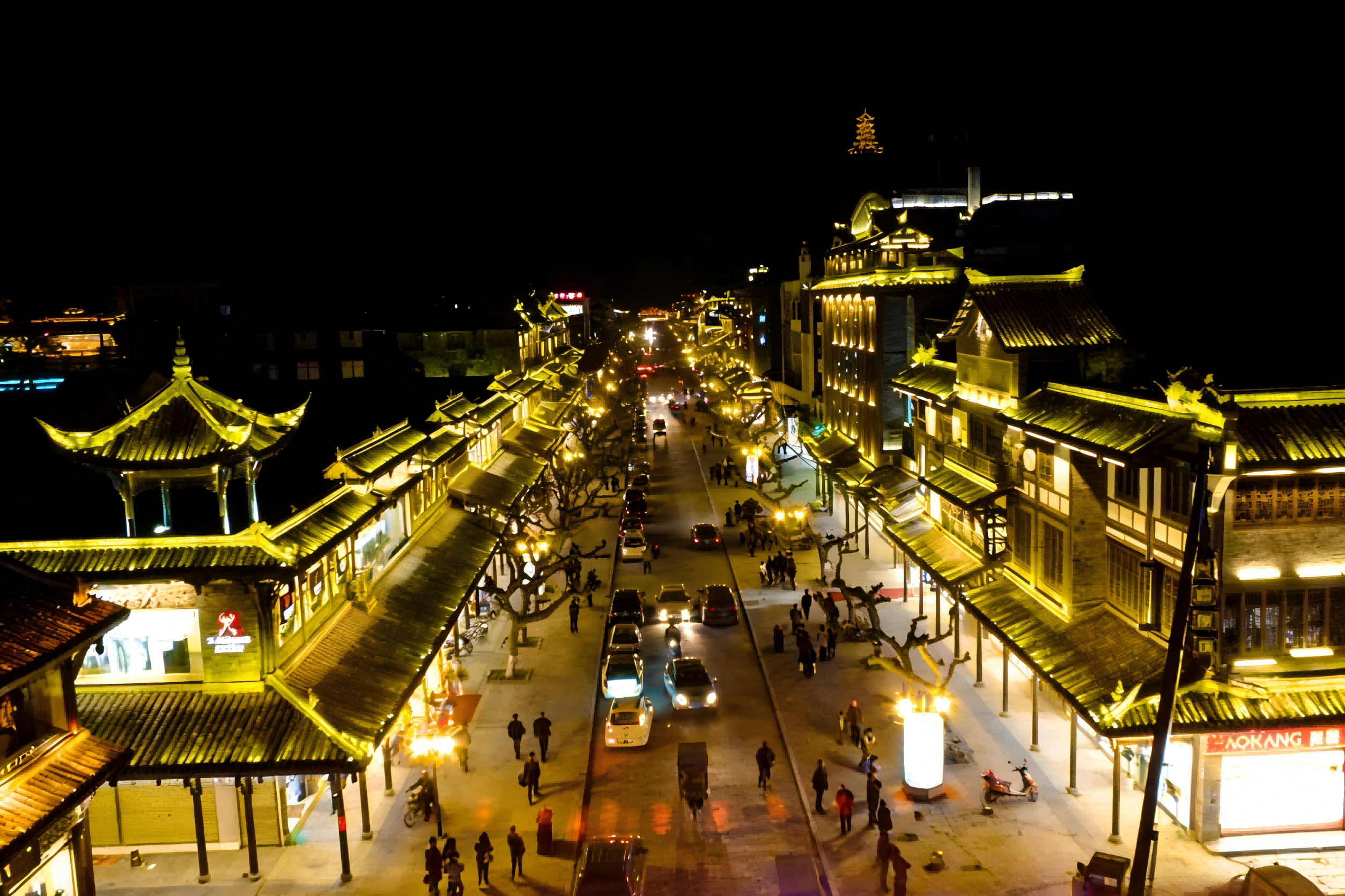 Jin Boan: Transmitting texts with light, empowering the cultural tourism and lighting of old streets in ancient cities