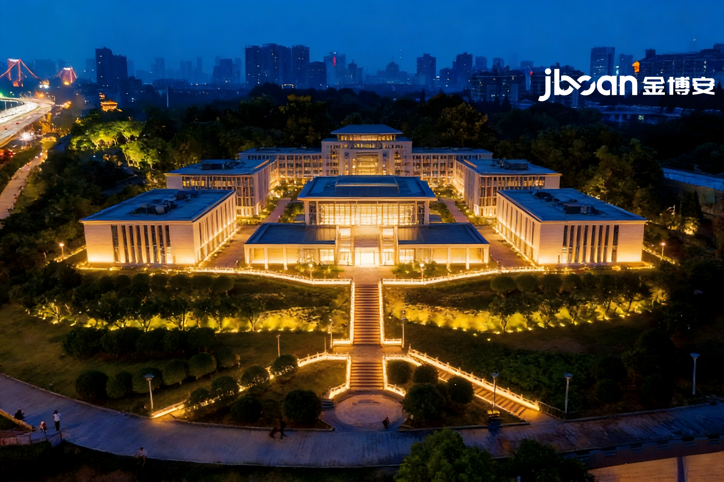 Jinboan flexible LED wall washer illuminates the conference building (Figure 3)