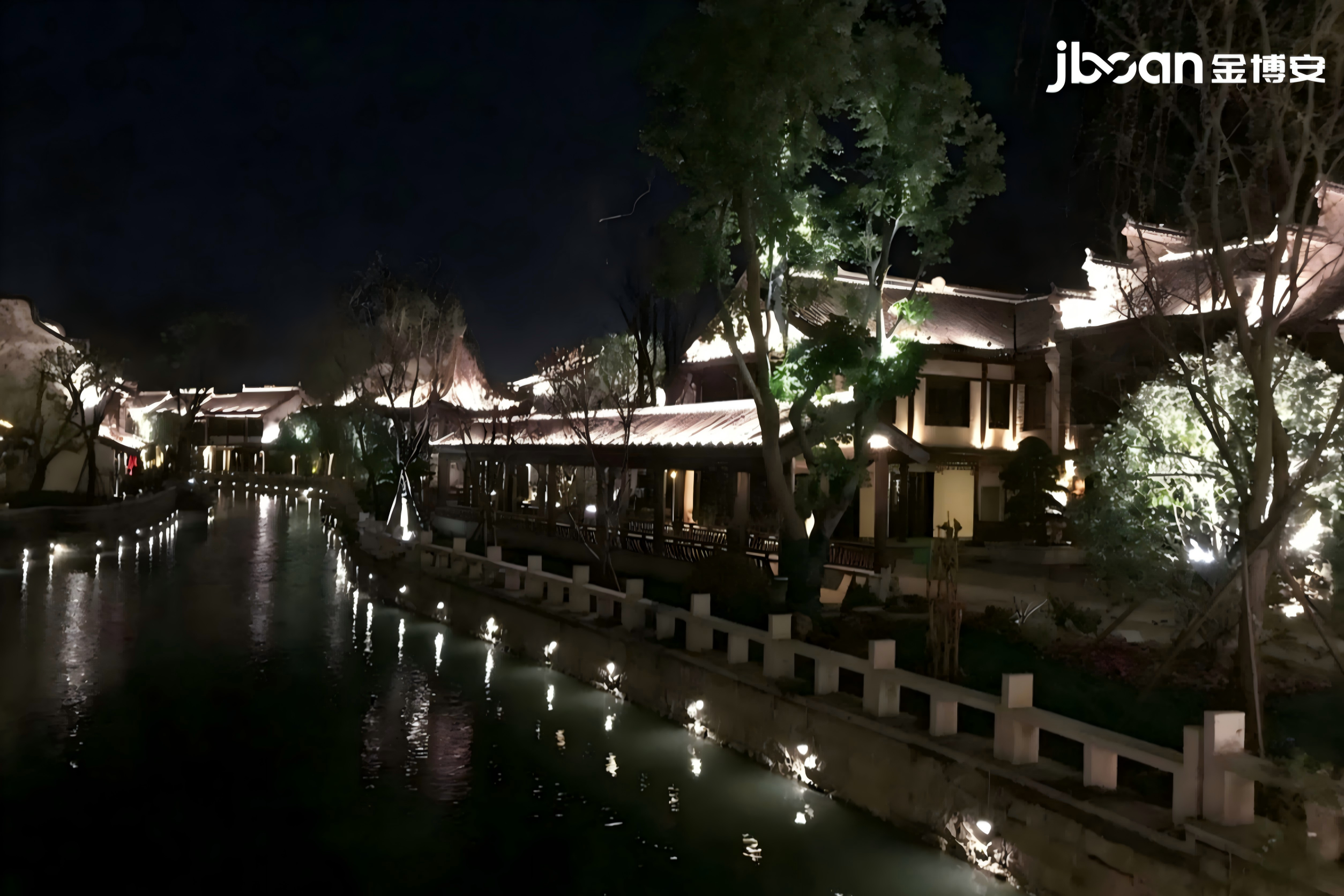 Night view lighting of ancient Shuicheng buildings in the Eastern Jin Dynasty