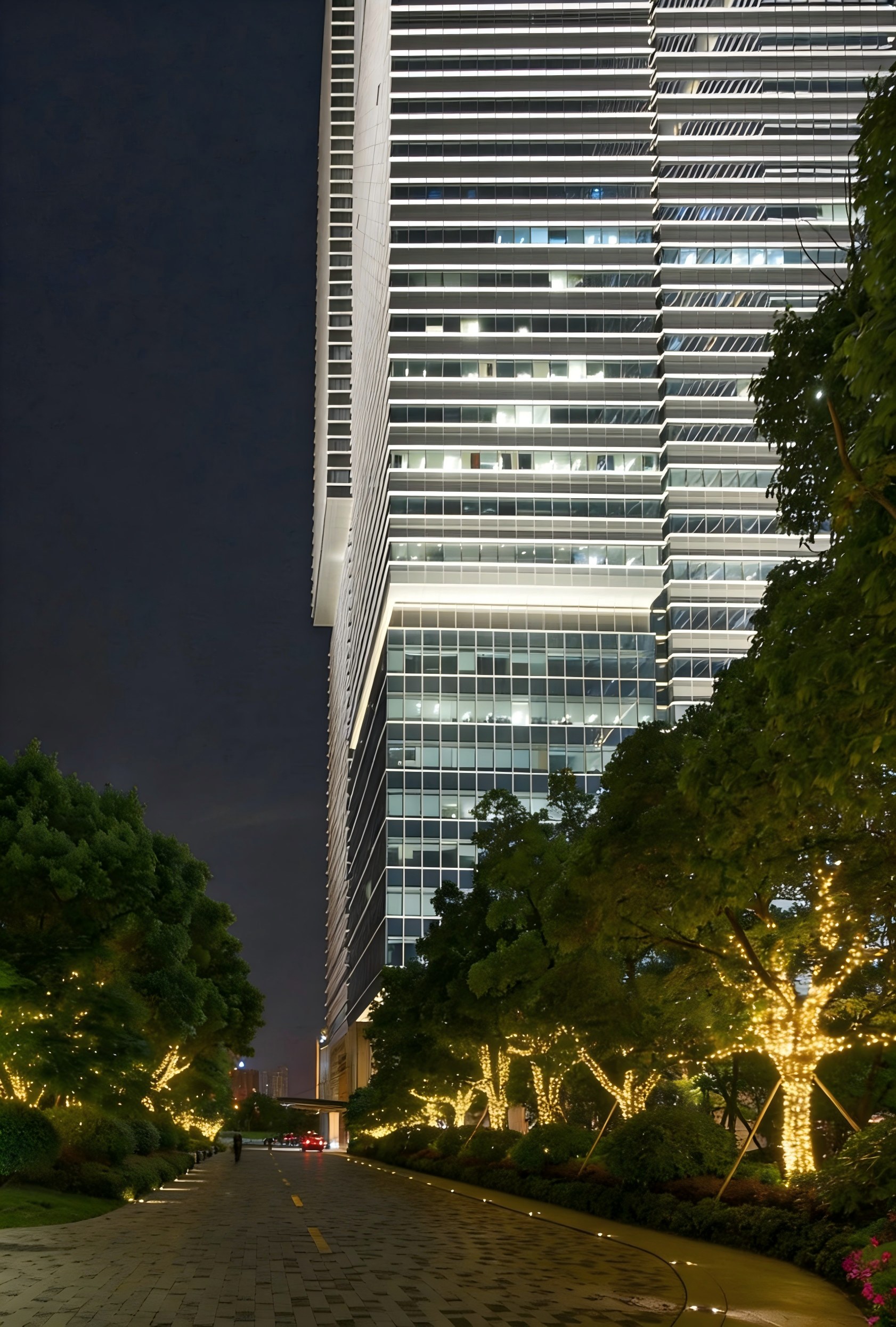 Zhiguang revitalizes the business district and illuminates Qianjiang Core | JBOAN Jinboan Craftsmanship Hangzhou China Resources Mixc Phase II Lighting Project (Picture 5)