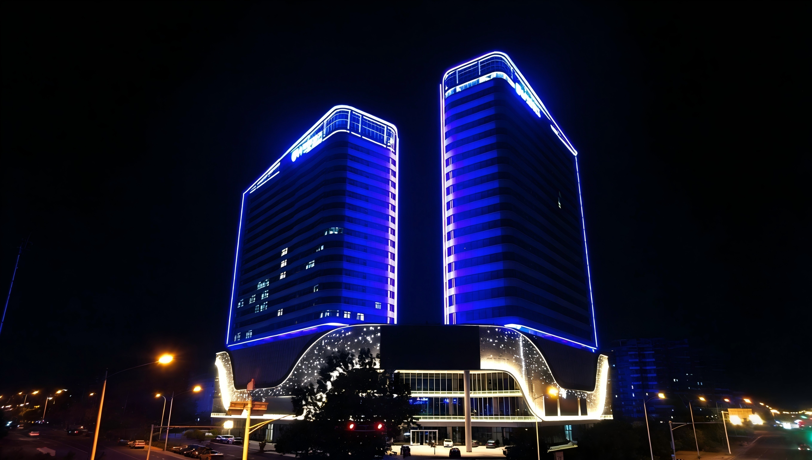 Jinboan Light and Shadow Architecture｜RGBW flexible lamps light up Shenzhen Lianying Building, renewing the aesthetics of the business night scene (Picture 2)