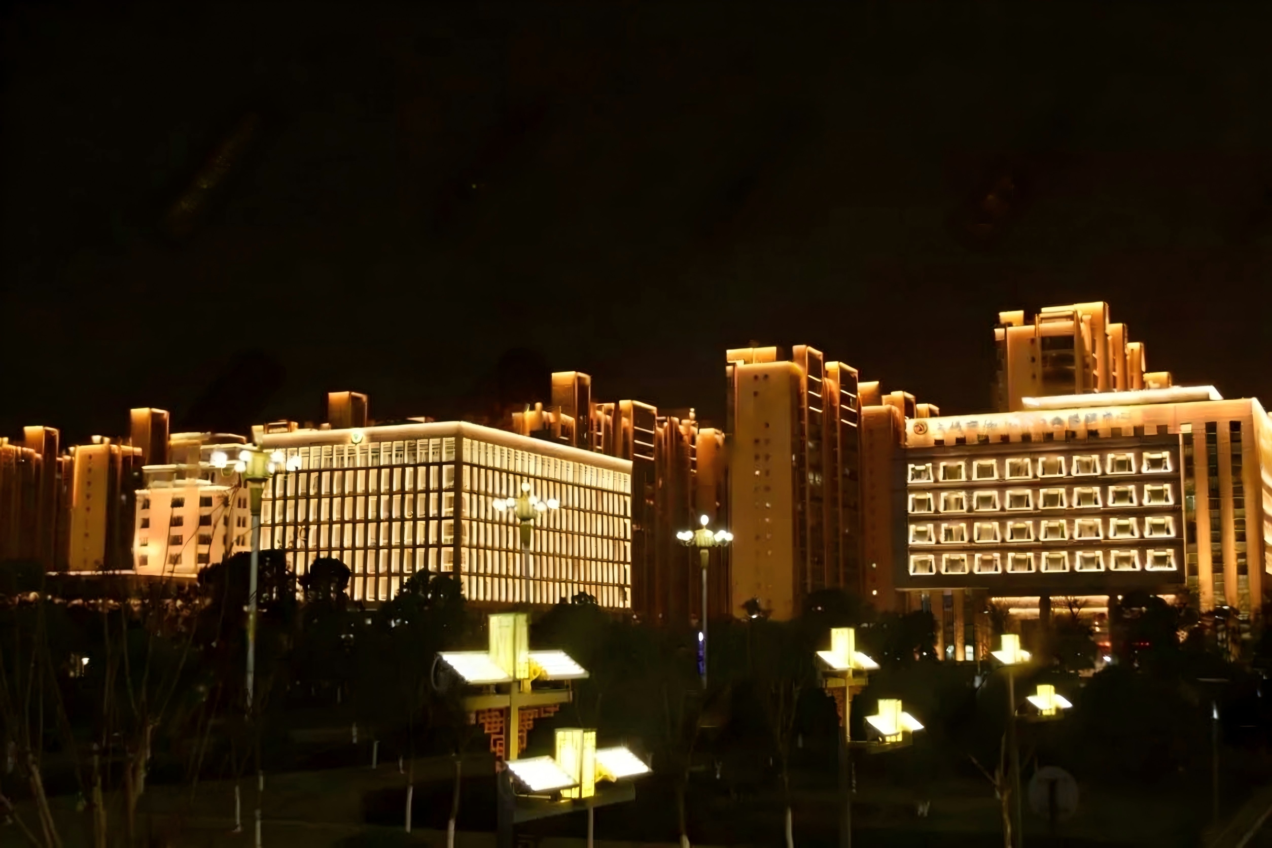 ​JBOAN｜Warm light builds the city, lighting up the new night scene of Shangrao’s central city