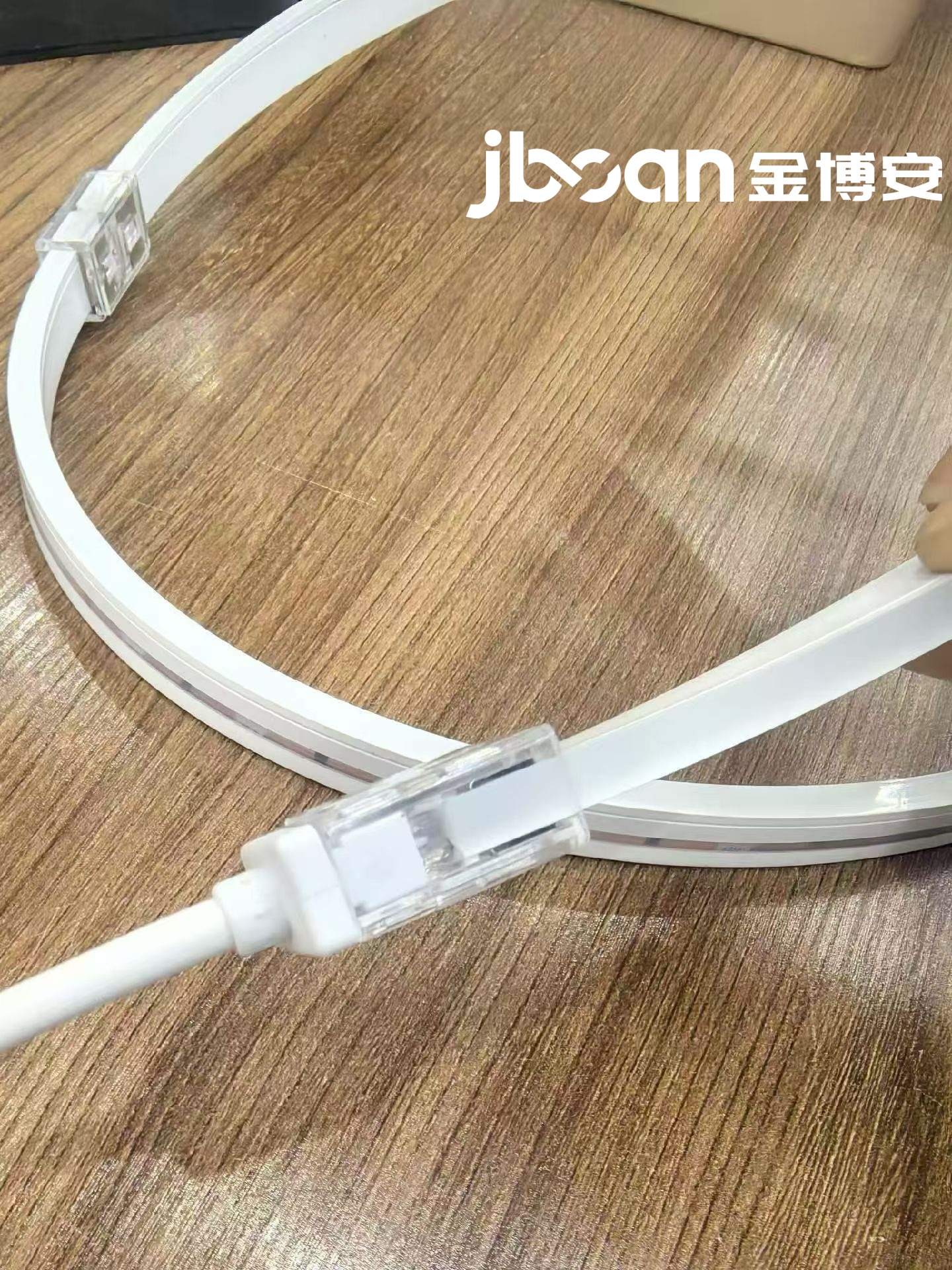 JBOAN’s special butt joint overcomes long-distance curtain wall lighting, seamless splicing bids farewell to dark area faults (Figure 4)